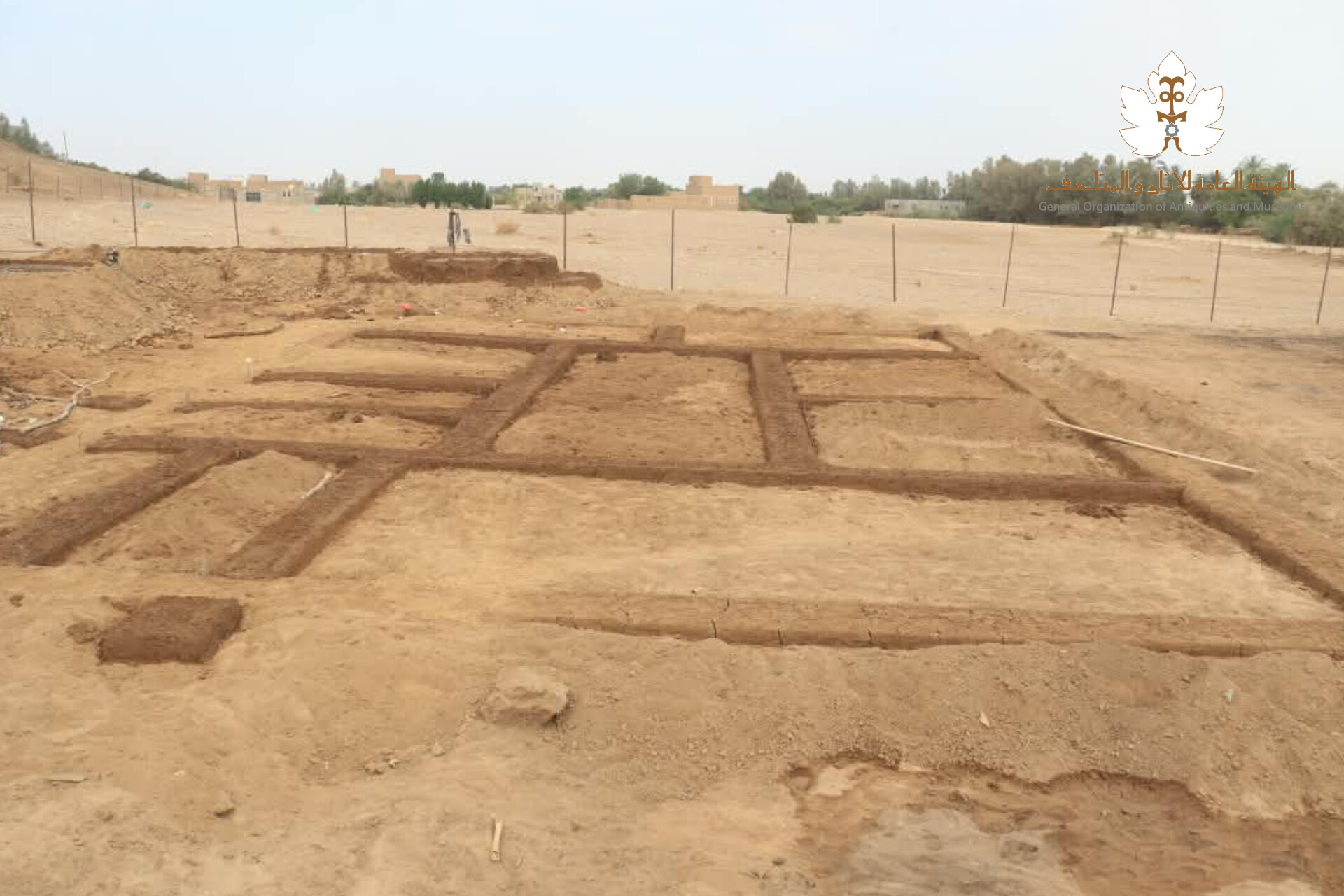 الهيئة العامة للآثار والمتاحف تستنكر التعدي على حمى معبد بنات عاد في خربة همدان - صورة إضافية 3